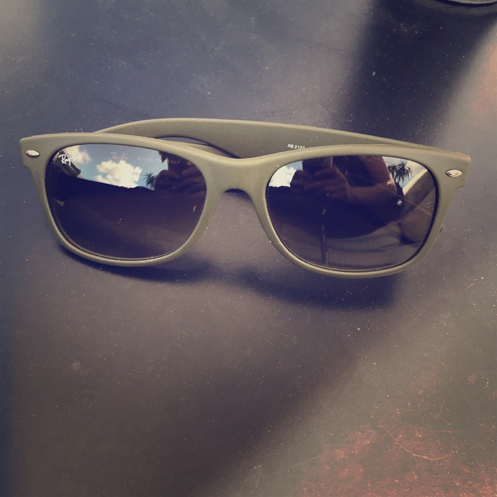 Original RayBan Wayfarer Olive Sunglasses